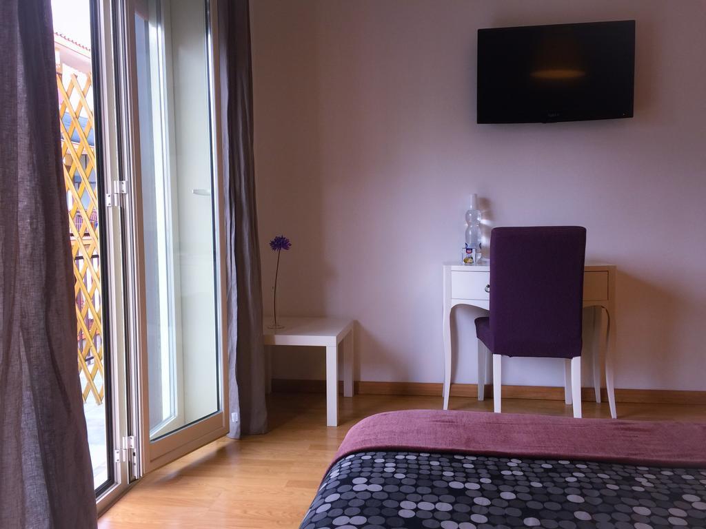 Policlinico Apartments グラヴィーナ・ディ・カターニア エクステリア 写真