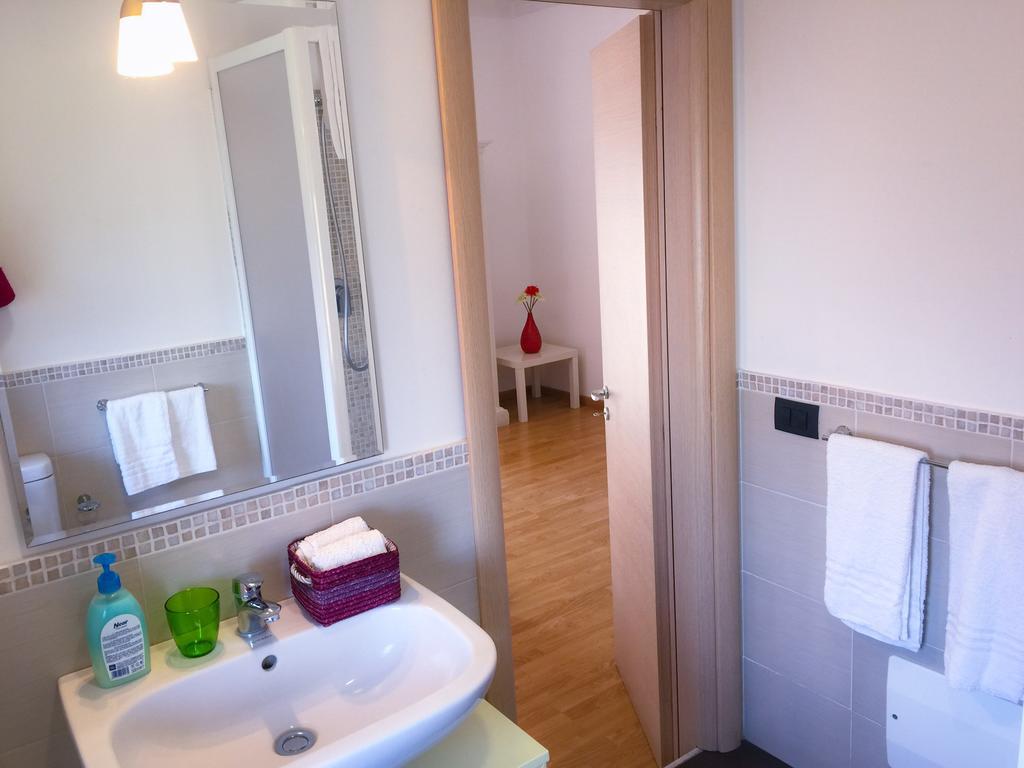 Policlinico Apartments グラヴィーナ・ディ・カターニア エクステリア 写真